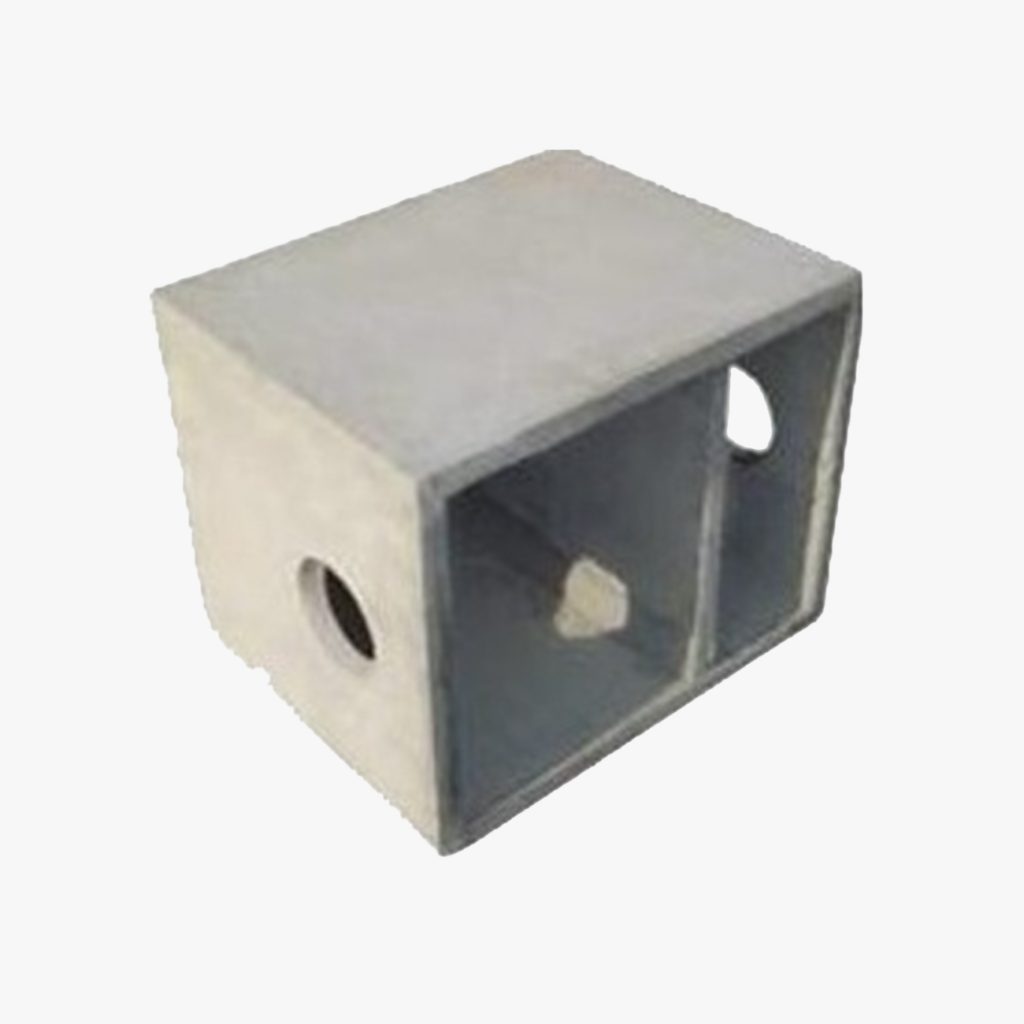 Caixa de gordura ou passagem com divisória e tampa (45X45X37,5)